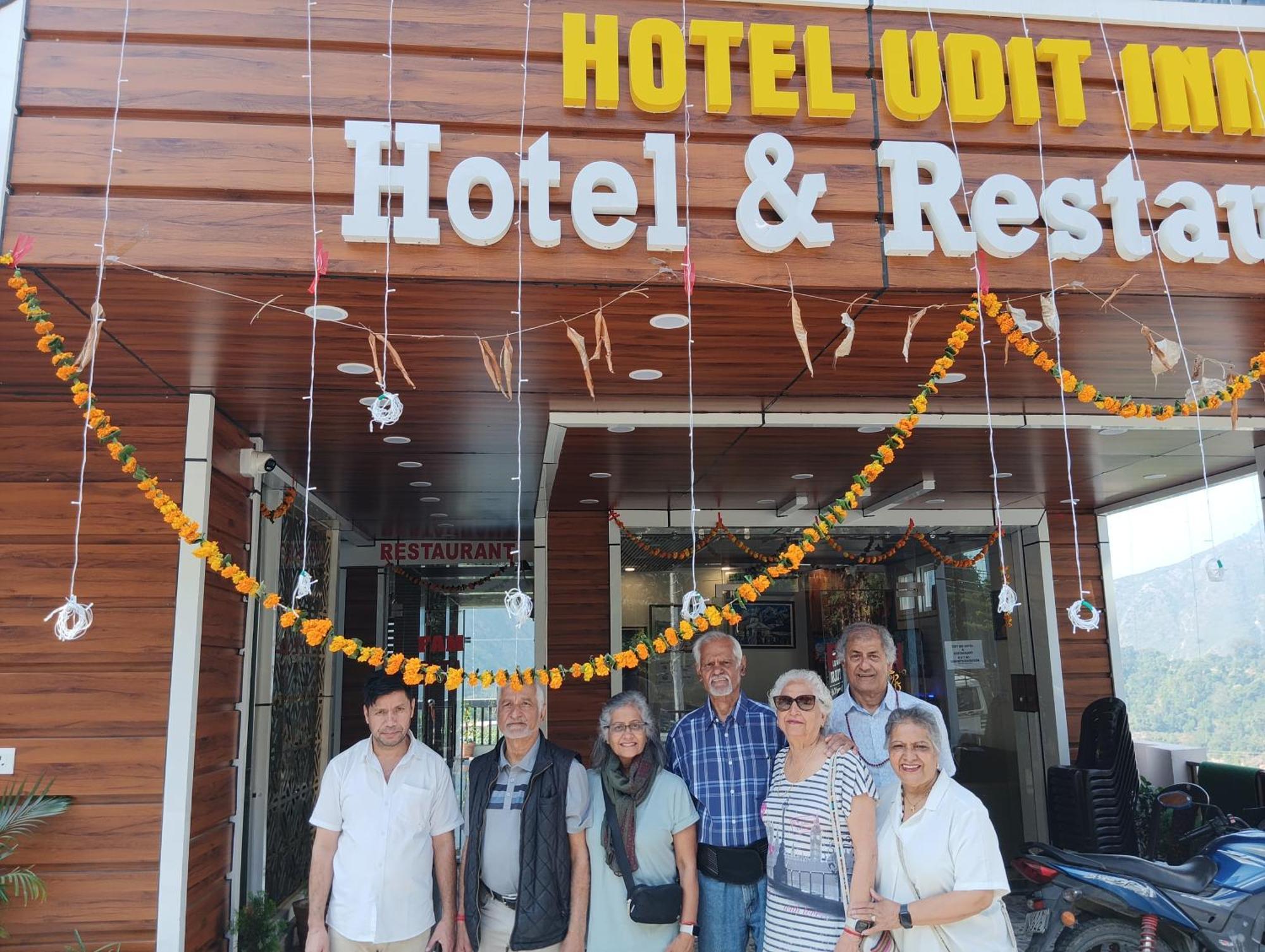 Hotel Udit Inn Rudraprayag Ngoại thất bức ảnh